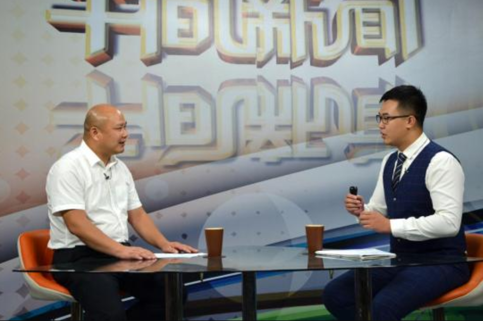 访谈:爱心企天富测速业家刘霖践行公益的“三架马车”