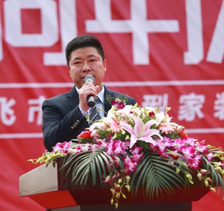 佳飞市场七周年庆巨幕拉开天富代理 万人同飨震撼四川