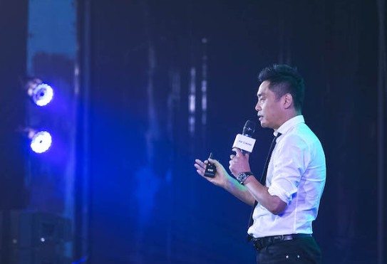 FAD南京|孟也&天富测速赖亚楠联袂开讲：什么是美？如何审美和创造美？